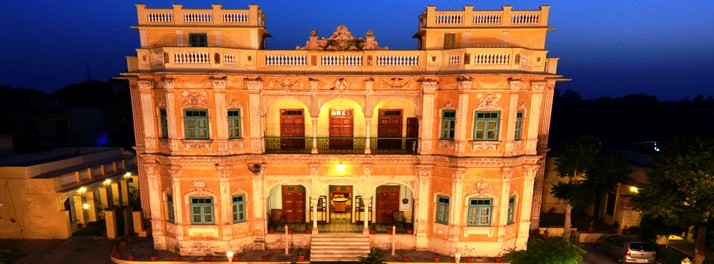 WelcomHeritage Koolwal Kothi - Nawalgarh 01.jpg